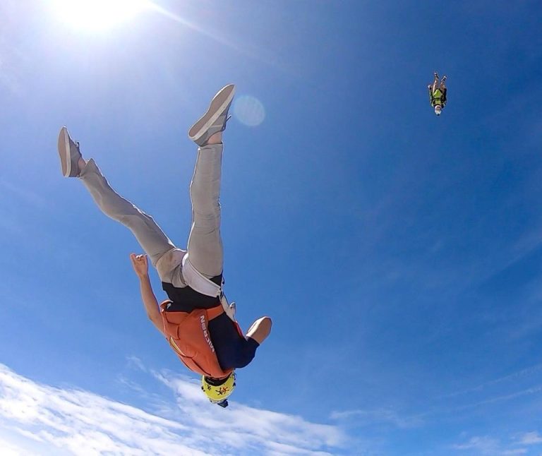 Parachutisme – photo 1 (agrandir)